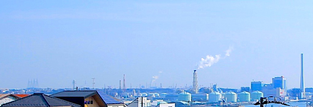 ベイブリッジ、根岸製油所、南横浜火力発電所（撮影者:JA1CQT）